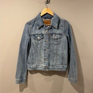 Levi’s Jean Jacket - Women’s Small